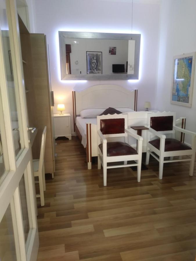 Villa Bellissima Casa A Pochi Passi Da Otranto Uggiano La Chiesa Exterior foto